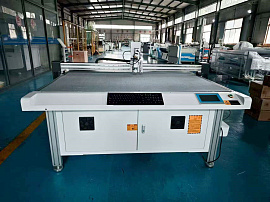 Планшетный режущий плоттер LT-1610F