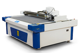 Планшетный режущий плоттер XP-1615F